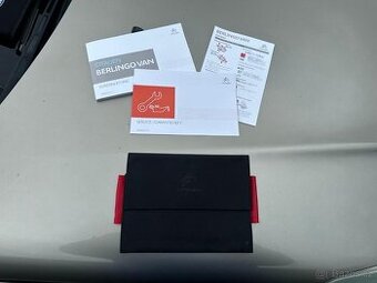 Servisní knížka nová Citroën + Návod Berlingo