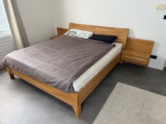 Postel 180x200 masiv
