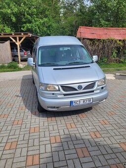 Vw caravelle 2,5 tdi,rv 2003.long vysoká verze