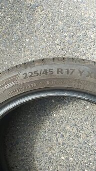 225/45/17