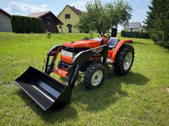 Malotraktor Kubota GL33Grandel s čelním nakladačem 450kg