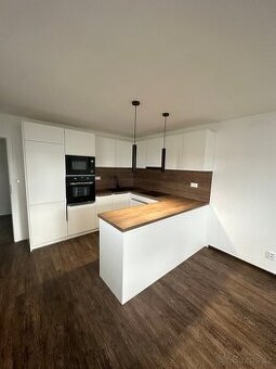 Pronájem bytu 1+kk 33 m² Uherské Hradiště - Jarošov