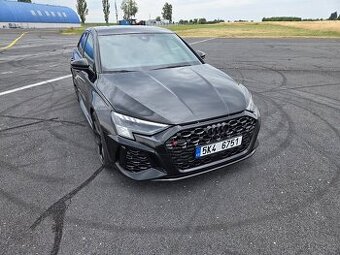 Audi RS3 2023