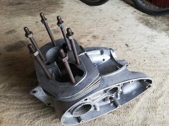 JAWA 350/18 PÉRÁK ,1952, PÁROVÉ BLOKY, KARTERY, SKŘÍŇ MOTORU