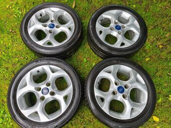 Letní sada Ford Fiesta r15 4x108 Hankook 195/50/15