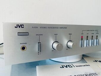 Zesilovač/amplifier JVC A-10X, rok 1982, Tuzex.