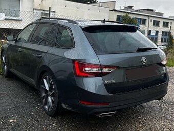 2.0 TSI 206kw, Sportline, Webasto, Pano, Columbus, tažné - 1