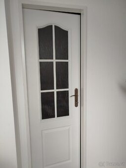 Nově interiérové dveře Socrates bílé prosklené pravé 60