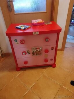 Komoda IKEA Mamut