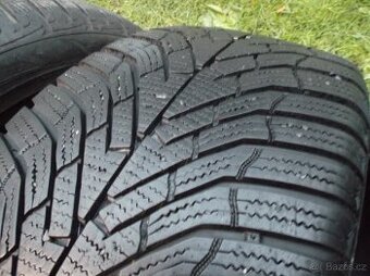 235/45/18 98V XL KUMHO 2KS ZIMNÍ