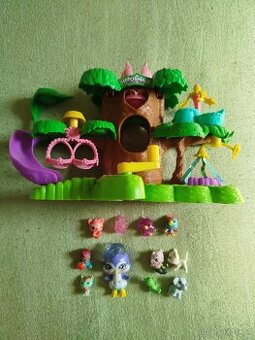 Stromový domecek Hatchimals+zvířátka