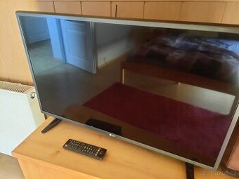 2 ks LED TV LG 32LH510U