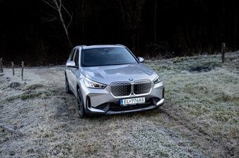 BMW IX1 e Drive20 elektromobil 2024, 9500km