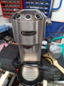 Pákový kávovar DeLonghi
