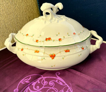 Porcelánová polévková mísa zn. Thun