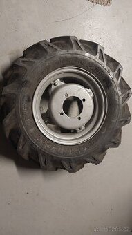 Kola z jednoosého malotraktoru BCS