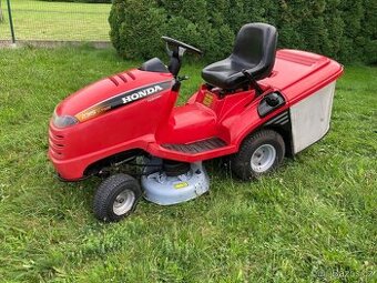 Zahradní traktor Honda 2315