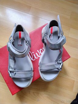 Sandále s.Oliver vel.37