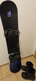 Snowboard 146 +  boty