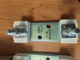 pojistkový držák,spodek