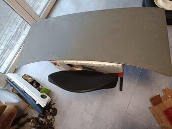 ŠKODA úzká zadní kapota první typ uloženková s vysačkou