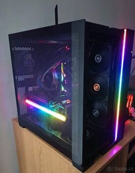 Ryzen 7 9800X3D / RX 7800 XT / 32GB DDR5 / 2TB NVMe / B650E