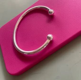 Nový dámský stříbrný náramek 925 kuličkový otevřený uni vel