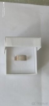 Zlatý prsten dámský vel.58 se zirkony