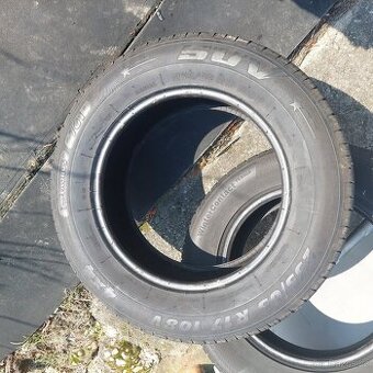 235/65 17 M+S celoroční