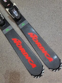 JUNIOR CARV. LYŽE NORDICA TEAM JR - 110 CM