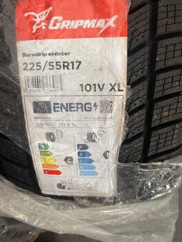 Zimní pneumatiky 225/55 R17 - 1