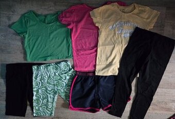 Pěkné dívčí oblečení vel.1140