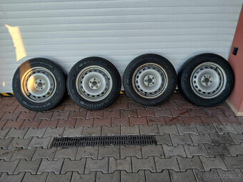 FIAT TIPO / 500L DISKY R15" SE ZIMNÍMI PNEU