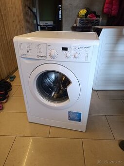 Pračka Indesit na 6 kg