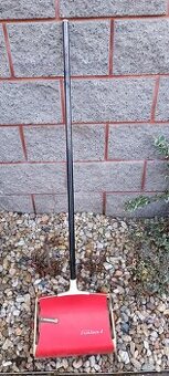 Ruční vysavač retro