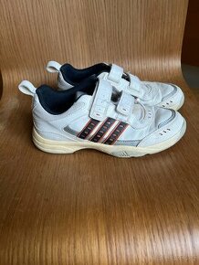 Tenisky, sálovky Adidas vel. 34