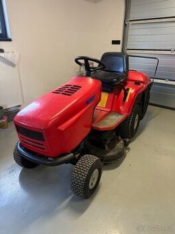 Zahradní traktor Karsit