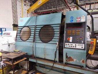 SPT32 horizontální soustruh