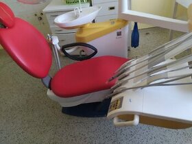 Zubařské křeslo a demontáž rezervace