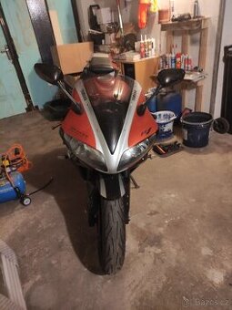 Yamaha R1