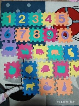 Pěnové puzzle