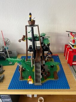 Lego piráti, hasiči a policie