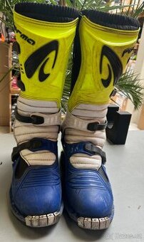 128. Moto boty FORMA PILOT fluo žluto/bílo/modré 46