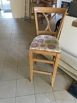 Vyšší stůl + židle