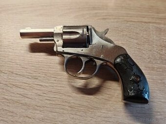 Historický revolver American Bull Dog cal.38 CF - 1