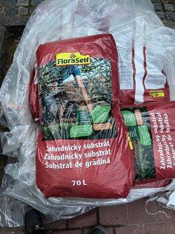 Spěchá - Prodám zahradnický substrát premium