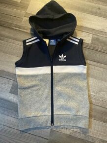 Vesta adidas