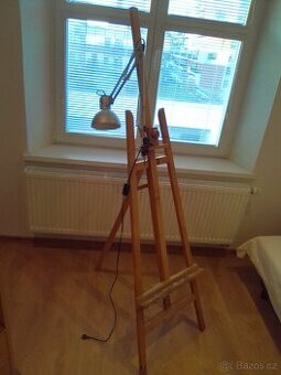 Molbert Rembrandt i z lampou 1200 Kč