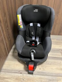 Autosedačka Britax romer Dualfix M i-size