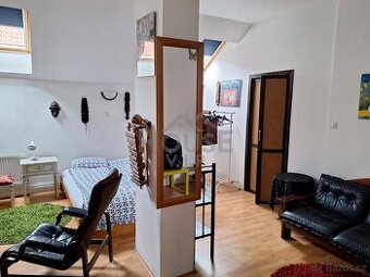 Prodej bytu 2+1, 82 m2, Perlová, Praha 1 - Staré Město.